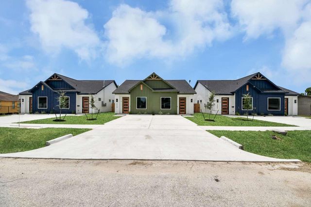 7906 Gladstone Street, Houston, TX 77051
