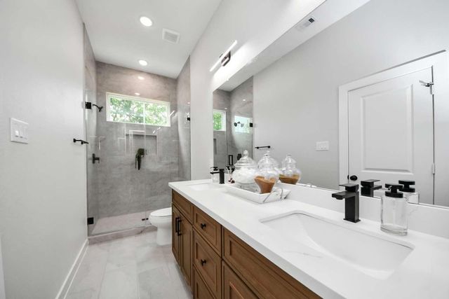 7906 Gladstone Street, Houston, TX 77051