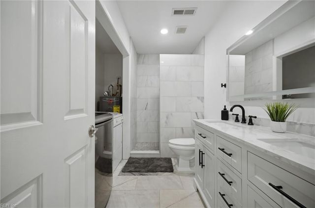 4865 Boxford RD, Virginia Beach, VA 23456