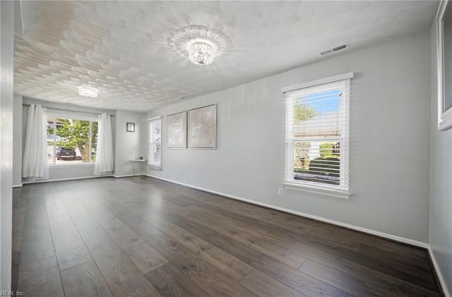 4865 Boxford RD, Virginia Beach, VA 23456