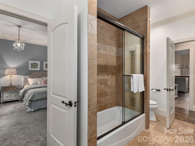 433 Coopers Hawk Drive, Asheville, NC 28803