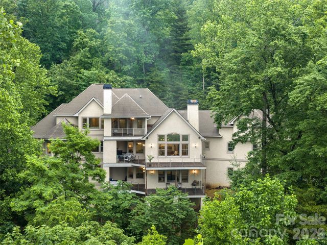 433 Coopers Hawk Drive, Asheville, NC 28803