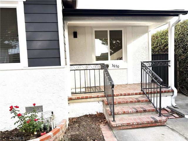 3650 Hackett Avenue, Long Beach, CA 90808