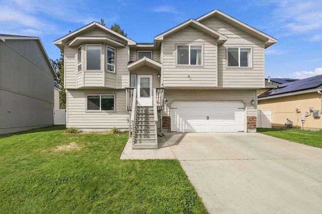 9014 W Campus Dr, Spokane, WA 99224 property photo