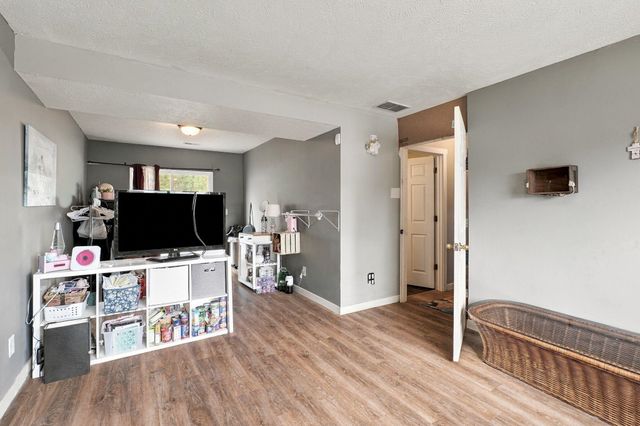9014 W Campus Dr, Spokane, WA 99224