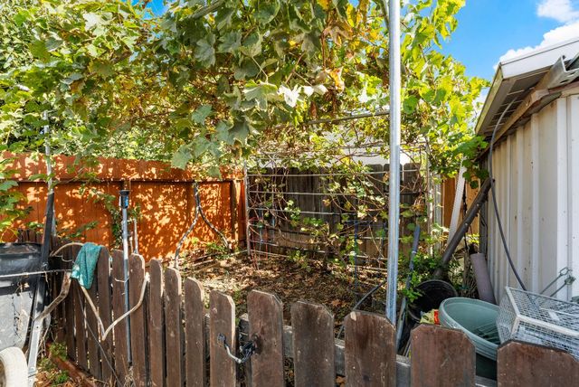 9201 Albert St, Live Oak, CA 95953