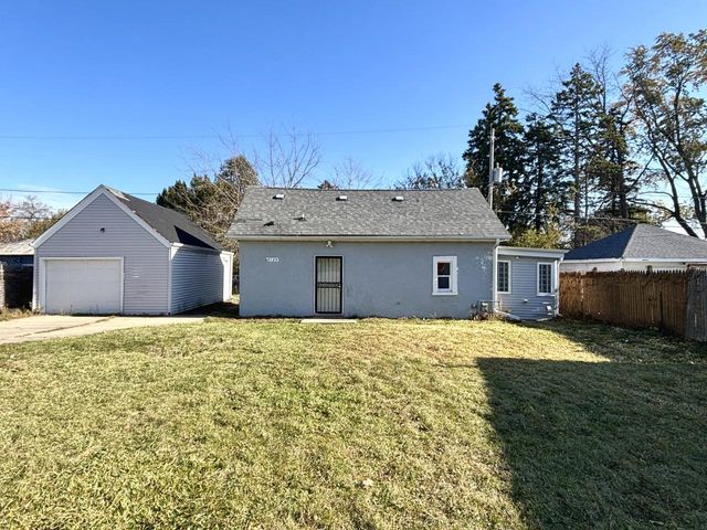 5120 N 56th STREET, Milwaukee, WI 53218