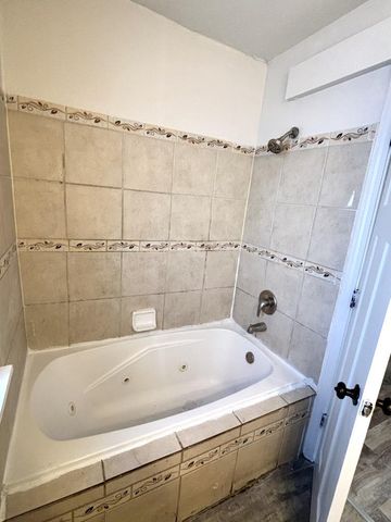 5120 N 56th STREET, Milwaukee, WI 53218