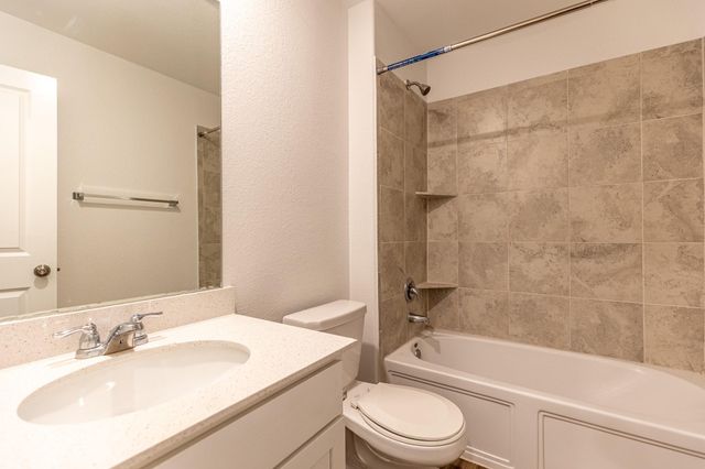 175 Silver Springs BND, Kyle, TX 78640