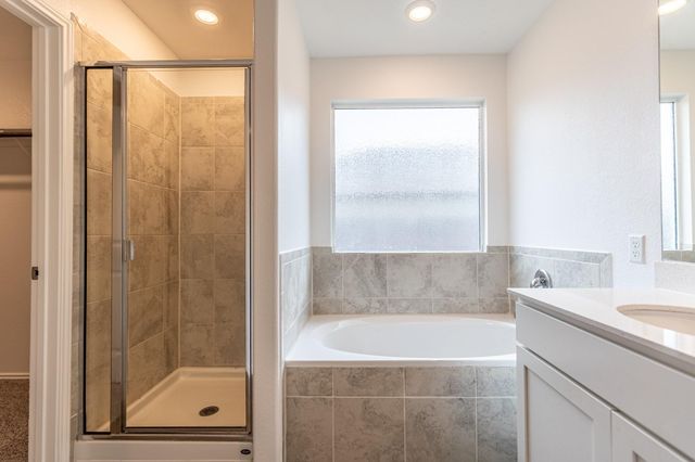 175 Silver Springs BND, Kyle, TX 78640