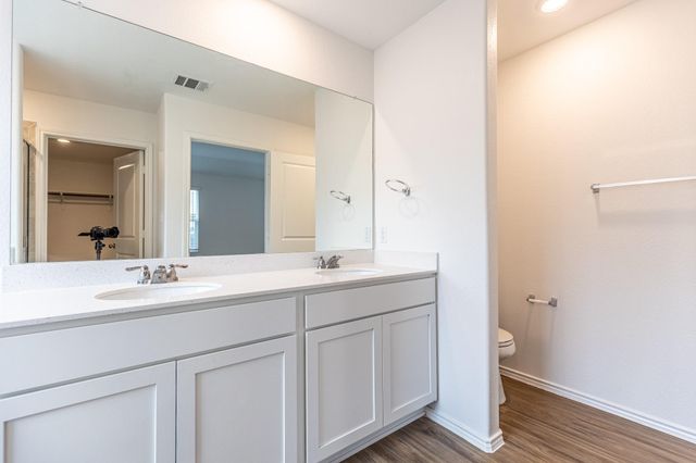 175 Silver Springs BND, Kyle, TX 78640