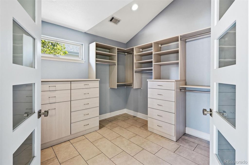 Image 27 of property listing at 2515 S Clayton Street, Denver, CO 80210