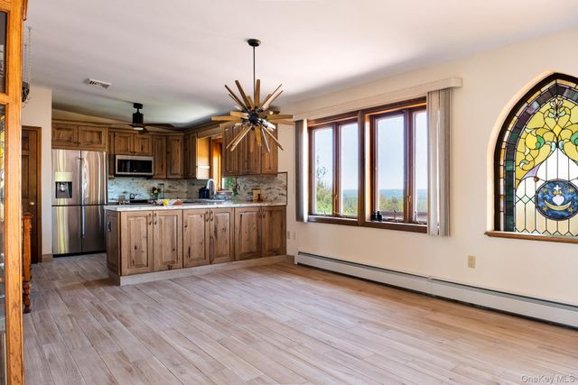 203 Skyline Drive, Woodbourne, NY 12788