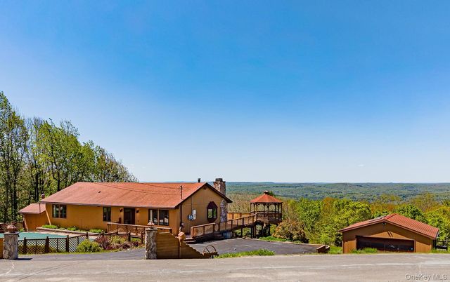 203 Skyline Drive, Woodbourne, NY 12788