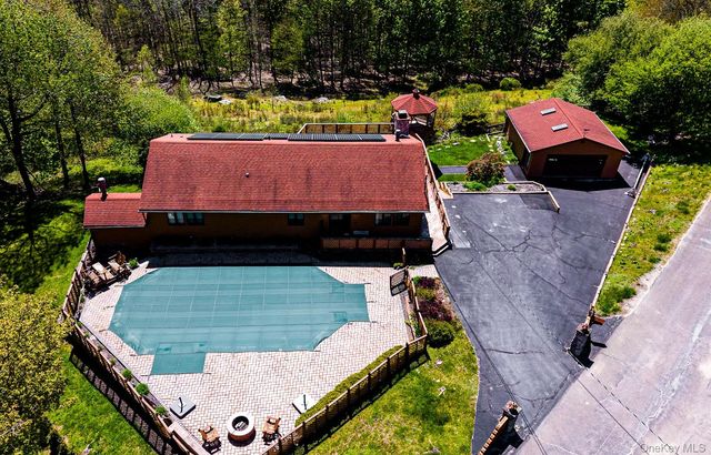 203 Skyline Drive, Woodbourne, NY 12788