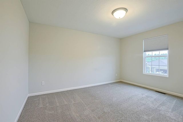 400 Champagne Lane, Walton, KY 41094