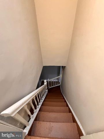 228 N KENWOOD AVE, Baltimore, MD 21224
