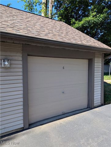 1133 Red Tail Hawk Court 6, Boardman, OH 44512