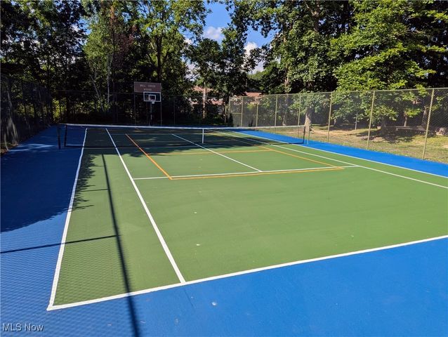 1133 Red Tail Hawk Court 6, Boardman, OH 44512