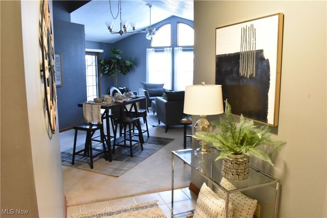 1133 Red Tail Hawk Court 6, Boardman, OH 44512