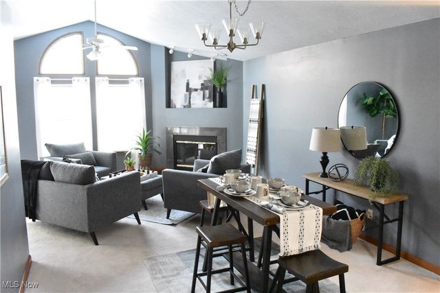 1133 Red Tail Hawk Court 6, Boardman, OH 44512