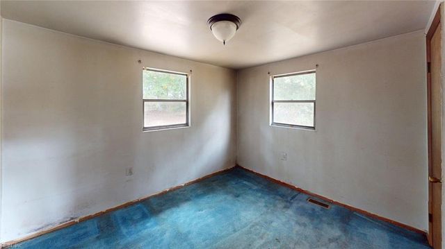 289 Wise LN, Mattaponi, VA 23110