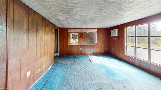 289 Wise LN, Mattaponi, VA 23110