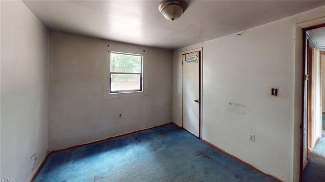 289 Wise LN, Mattaponi, VA 23110