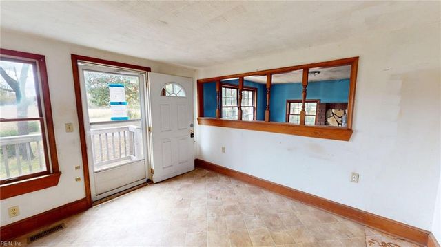 289 Wise LN, Mattaponi, VA 23110