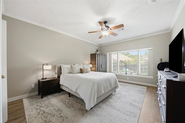 19511 Water Point Trail, Kingwood, TX 77346
