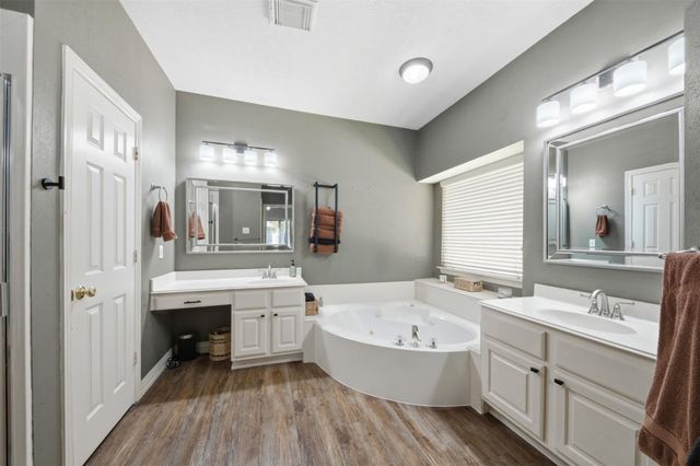 19511 Water Point Trail, Kingwood, TX 77346