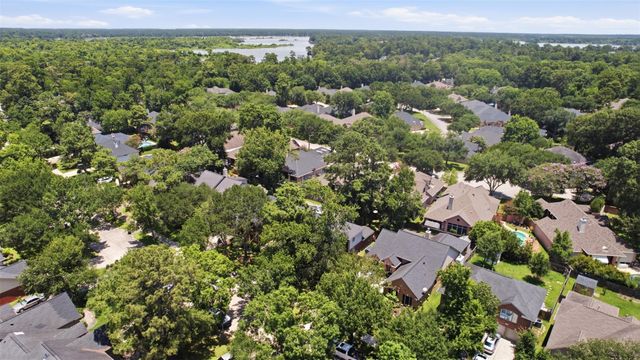 19511 Water Point Trail, Kingwood, TX 77346