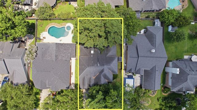 19511 Water Point Trail, Kingwood, TX 77346