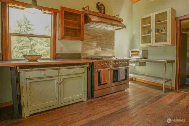 2660 Wildwood Drive, Quilcene, WA 98376