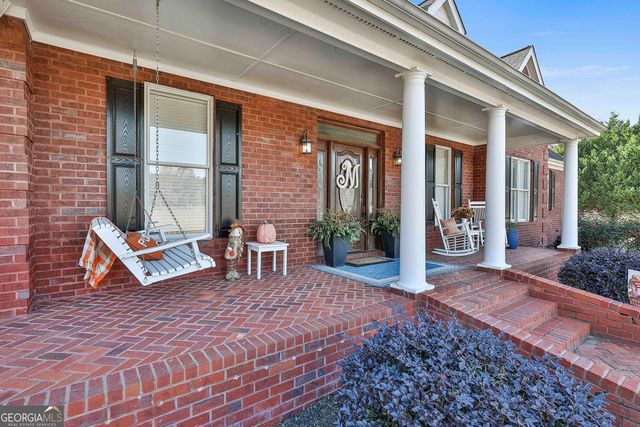 395 W McIntosh Road, Brooks, GA 30205