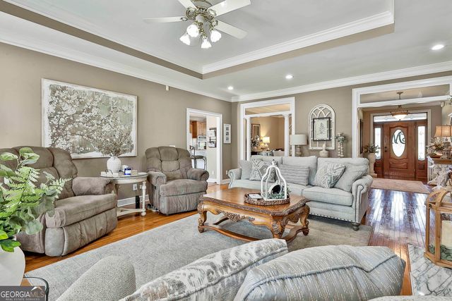 395 W McIntosh Road, Brooks, GA 30205