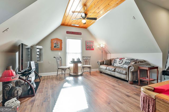 395 W McIntosh Road, Brooks, GA 30205