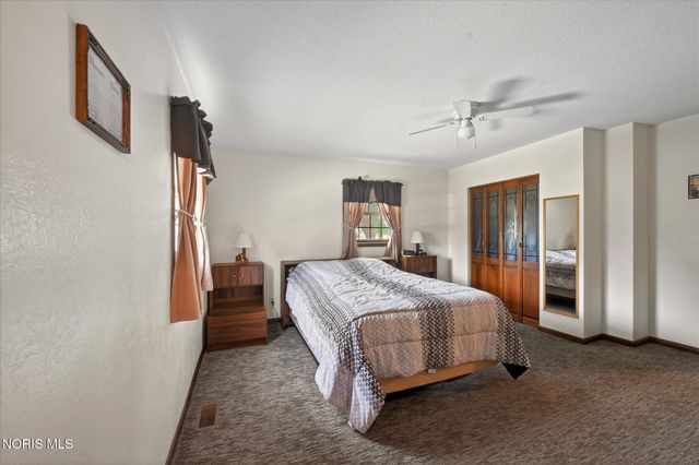 9111 County Road H, Delta, OH 43515