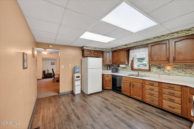 9111 County Road H, Delta, OH 43515