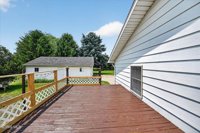 9111 County Road H, Delta, OH 43515