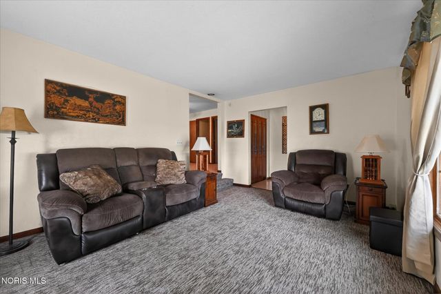9111 County Road H, Delta, OH 43515