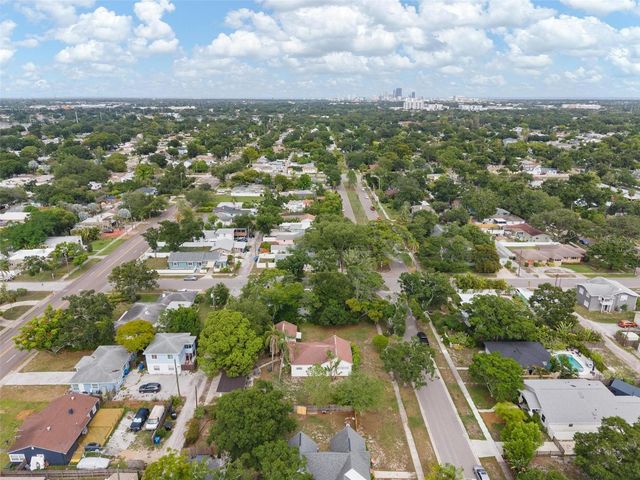 4605 8TH AVENUE N, St Petersburg, FL 33713