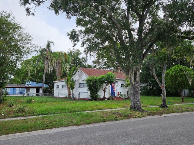 4605 8TH AVENUE N, St Petersburg, FL 33713