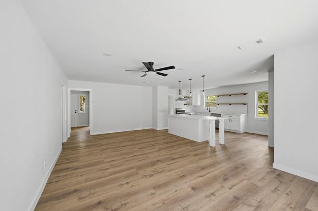 5926 Warm Springs Road, Houston, TX 77035