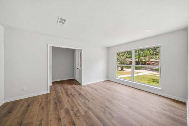 5926 Warm Springs Road, Houston, TX 77035