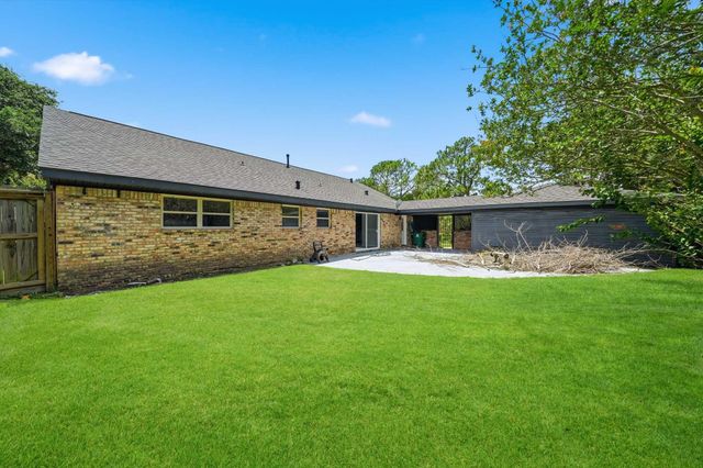 5926 Warm Springs Road, Houston, TX 77035