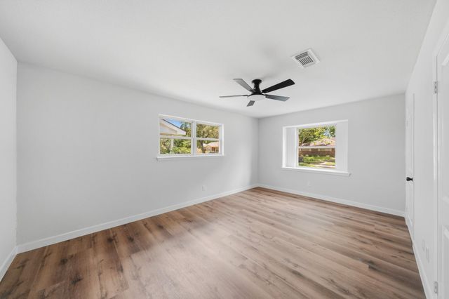 5926 Warm Springs Road, Houston, TX 77035