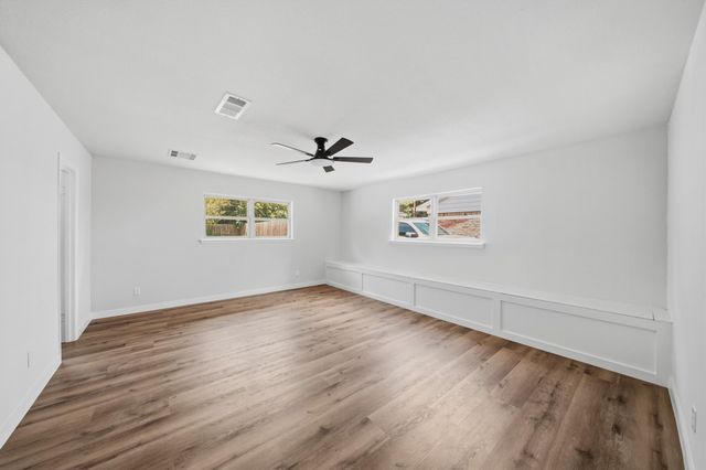 5926 Warm Springs Road, Houston, TX 77035
