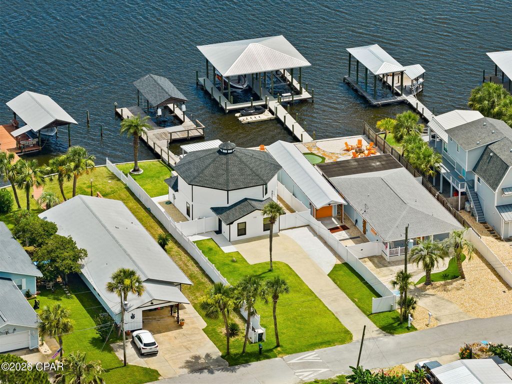 Image 46 of property listing at 7320 S Lagoon Drive, Panama City Beach, FL 32408
