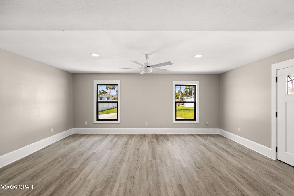 Image 7 of property listing at 7320 S Lagoon Drive, Panama City Beach, FL 32408
